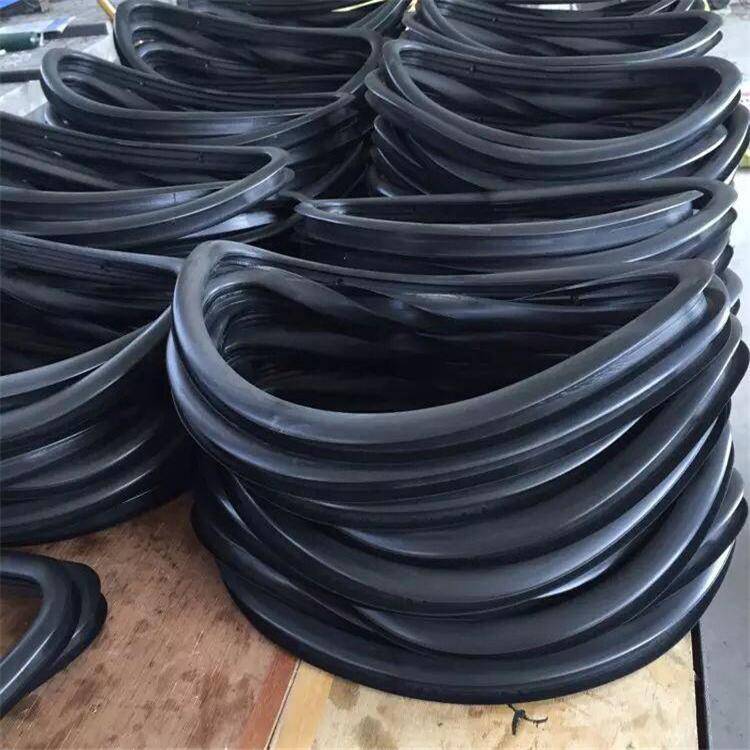 伸缩橡胶套与耐油橡胶复合弹簧 衡水安益橡塑制品的专业制造